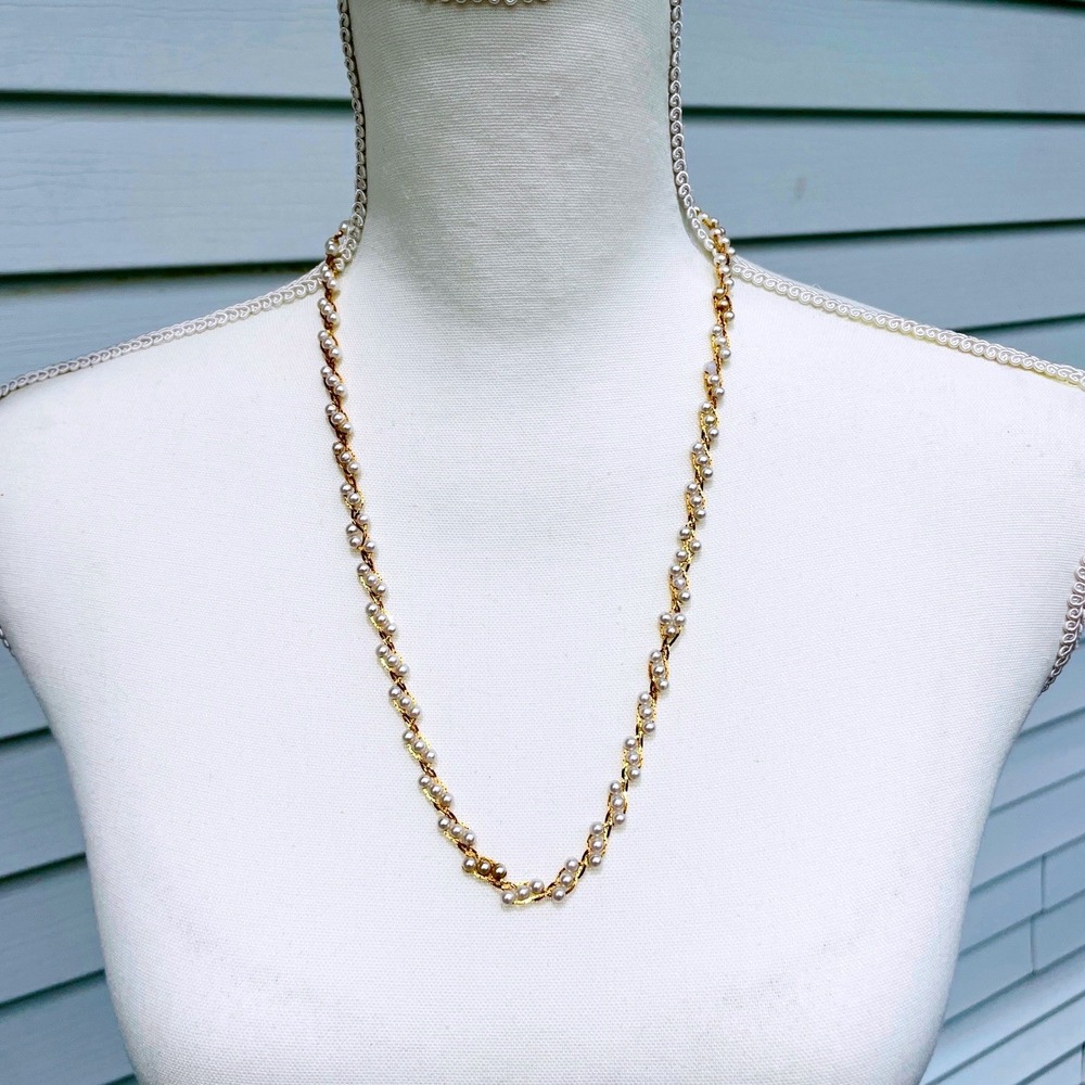 Vtg Napier Faux Pearl Necklace Gold Tone 18in Twisted Chain Classic Elegant